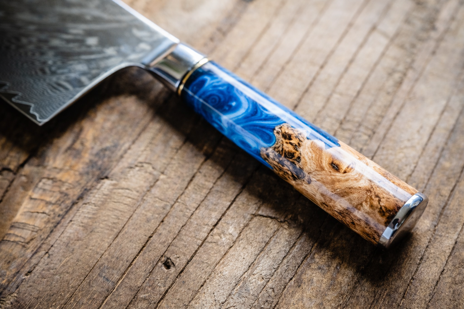 Personalized engraved Damascus knife set with blue burl handle — Tidal Series